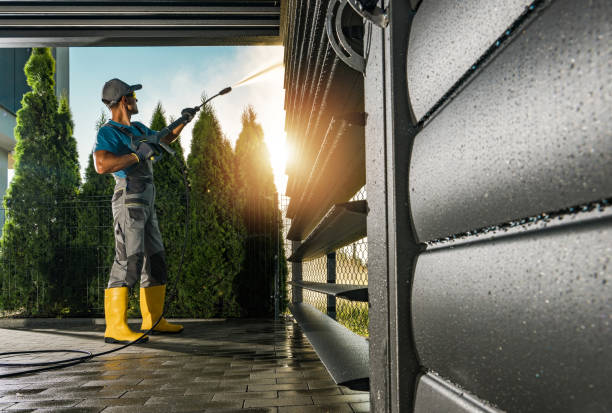 Best Animal Enclosure Cleaning  in Salina, OK